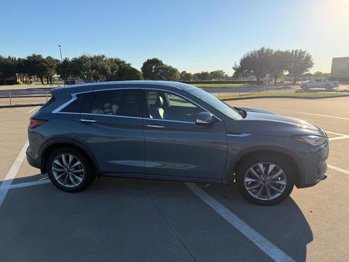 Gray 2022 INFINITI QX50 LUXE