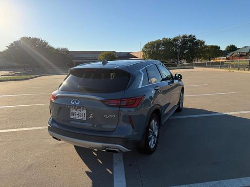 Gray 2022 INFINITI QX50 LUXE