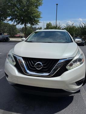 White 2017 Nissan Murano SL
