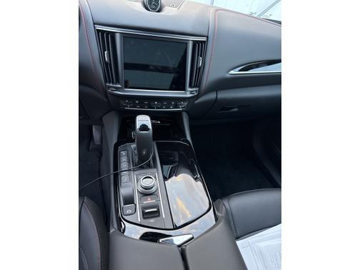2024 Maserati Levante GT Ultima