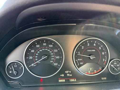 2017 BMW 330 i xDrive