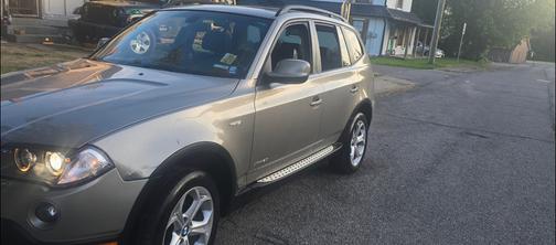 Gold 2010 BMW X3 xDrive30i
