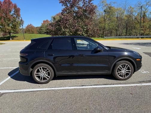 Black 2019 Porsche Cayenne Cayenne S