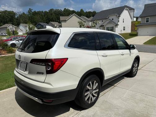 White 2019 Honda Pilot EX-L