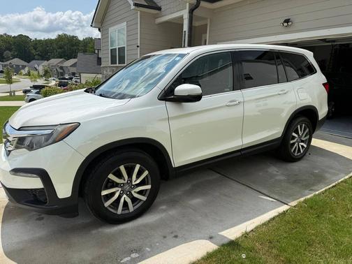 White 2019 Honda Pilot EX-L