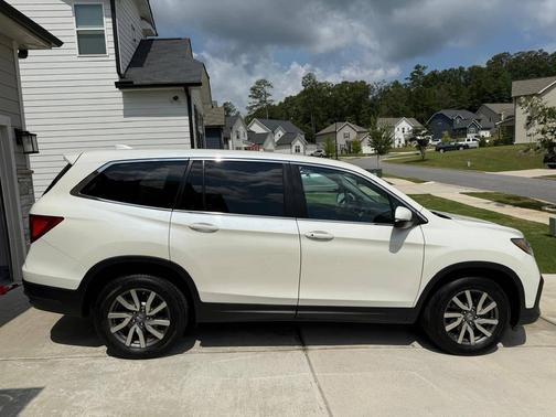 White 2019 Honda Pilot EX-L