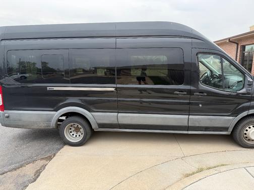 Black 2015 Ford Transit-350 XLT