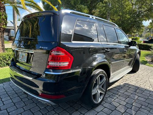 2010 Mercedes-Benz GL-Class GL 550