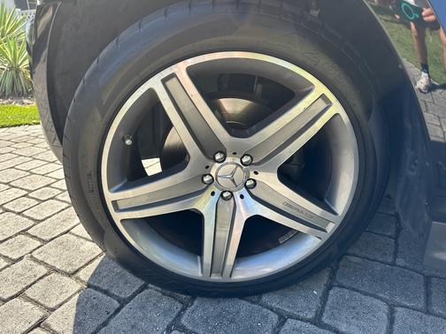 2010 Mercedes-Benz GL-Class GL 550