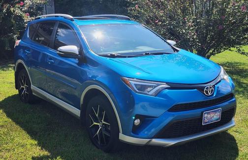 Blue 2016 Toyota RAV4 SE