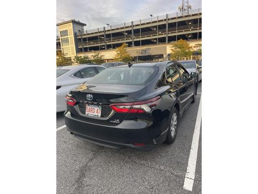 2021 Toyota Camry Hybrid LE