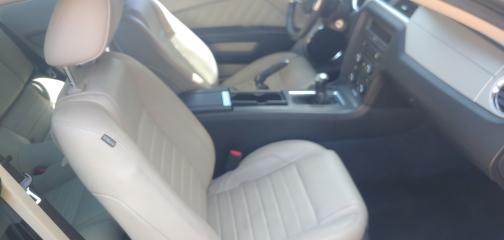 2011 Ford Mustang V6 Premium