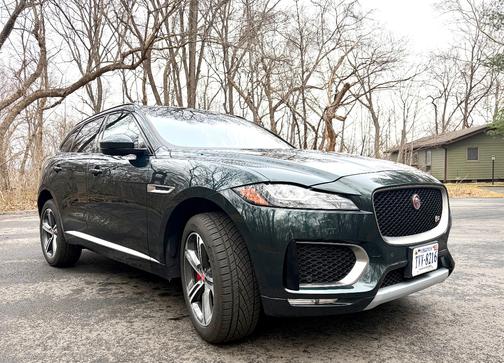 Green 2018 Jaguar F-PACE S