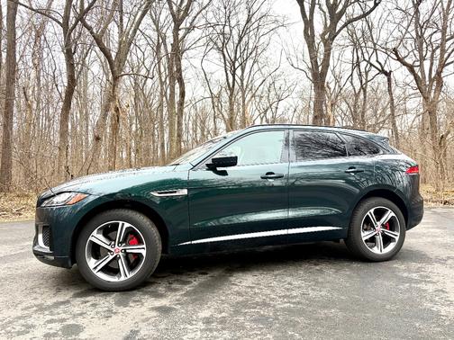 Green 2018 Jaguar F-PACE S