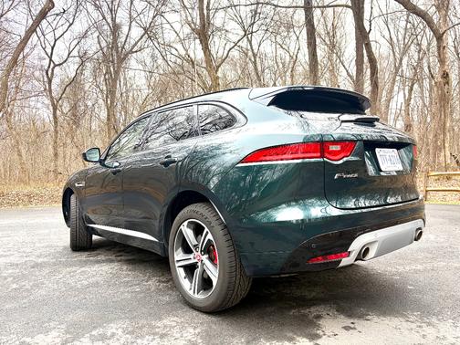 Green 2018 Jaguar F-PACE S