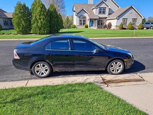 Black 2008 Ford Fusion SEL