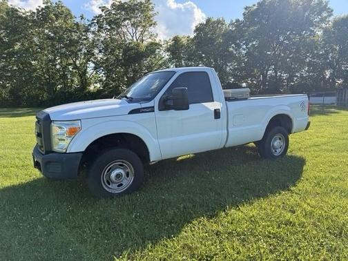 White 2015 Ford F-250 XL