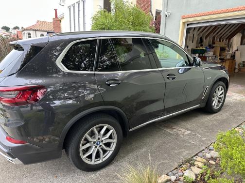 2022 BMW X5 PHEV xDrive45e