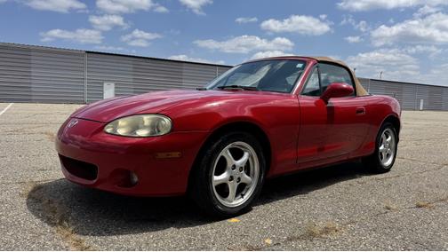 2002 Mazda MX-5 Miata Base