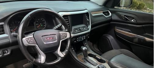 2019 GMC Acadia SLE-2