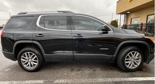 2019 GMC Acadia SLE-2