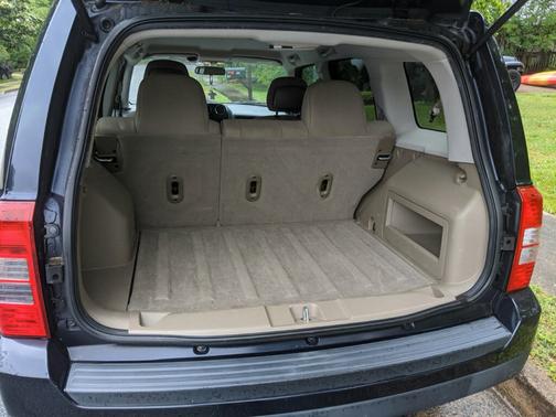 Blue 2011 Jeep Patriot Sport