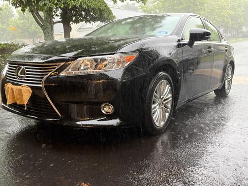 Black 2014 Lexus ES 350 Base