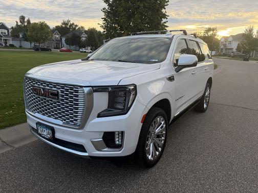 White 2021 GMC Yukon Denali