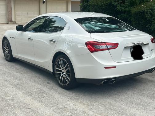 2016 Maserati Ghibli S
