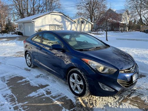 2013 Hyundai ELANTRA GS