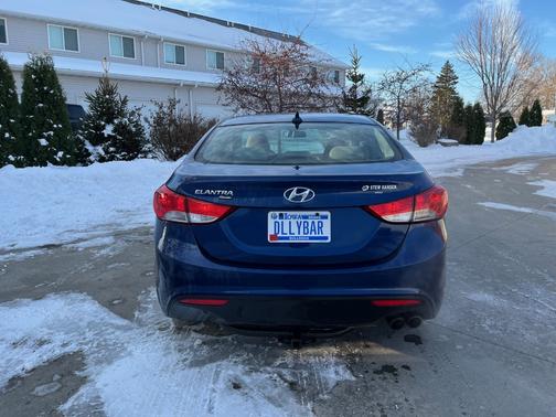 2013 Hyundai ELANTRA GS