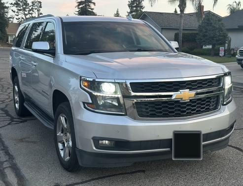 Silver 2017 Chevrolet Suburban LT