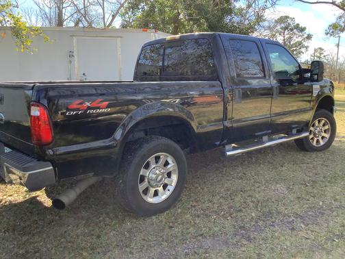 2008 Ford F-250 Lariat Crew Cab Super Duty