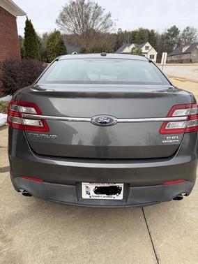 2015 Ford Taurus SEL