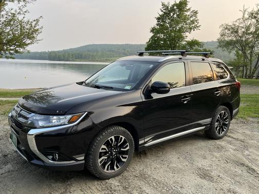 2018 Mitsubishi Outlander PHEV SEL