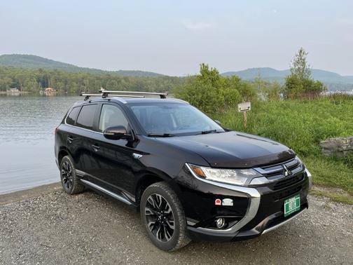 2018 Mitsubishi Outlander PHEV SEL