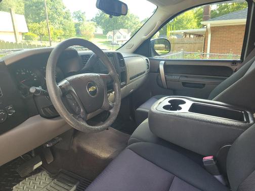 Gray 2013 Chevrolet Silverado 1500 LS