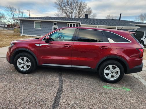 2021 Kia Sorento LX