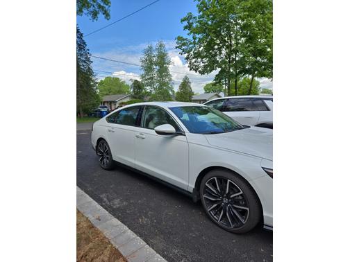2023 Honda Accord Hybrid Touring