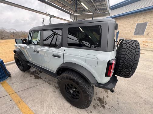2022 Ford Bronco Badlands Advanced