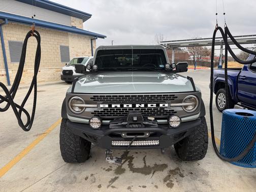2022 Ford Bronco Badlands Advanced