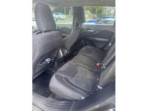 2015 Jeep Cherokee Latitude Altitude