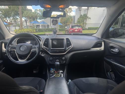 2015 Jeep Cherokee Latitude Altitude