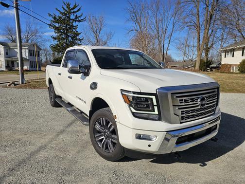 2023 Nissan Titan XD Platinum Reserve