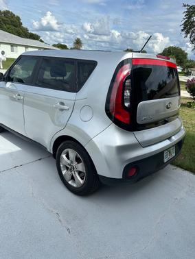 Silver 2019 Kia Soul Base