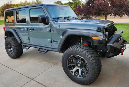 2024 Jeep Wrangler Willys