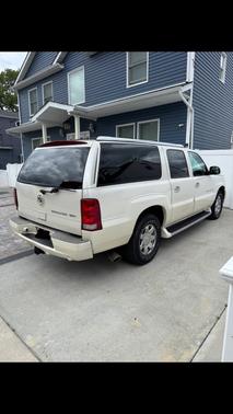 2004 Cadillac Escalade ESV Base