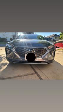 Gray 2020 Hyundai IONIQ Plug-In Hybrid SE