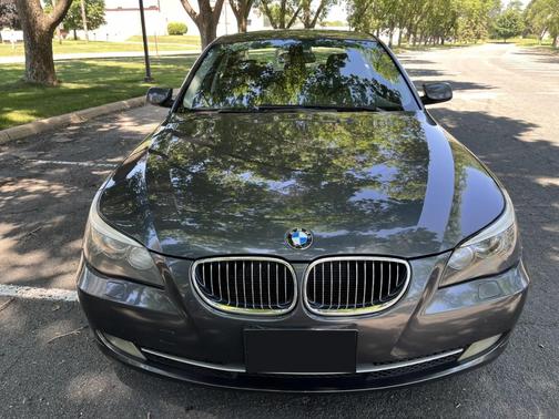 Gray 2008 BMW 535 xi