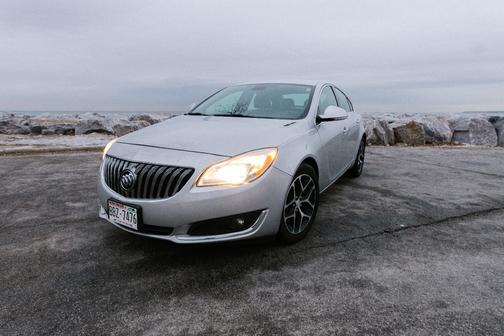 2017 Buick Regal Turbo Sport Touring